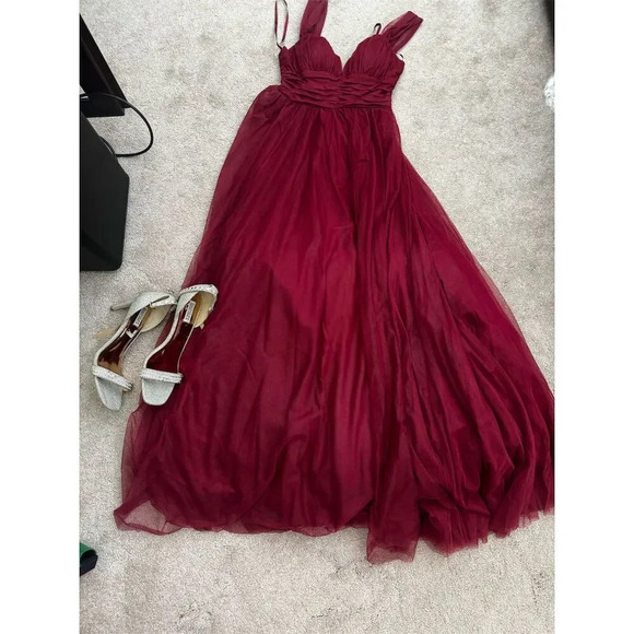 city studio  Deep Red Sleeveless V-Neck Long Evening Dress Size 3 Formal - Picture 12 of 16